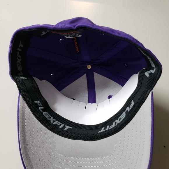 Flexfit Purple Athletic Baseball Fitted Cap - Picture 3 of 9